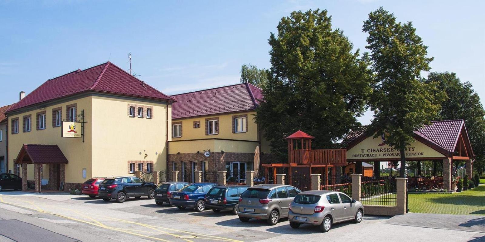 Penzion U Cisarske Cesty Drzovice Exterior photo